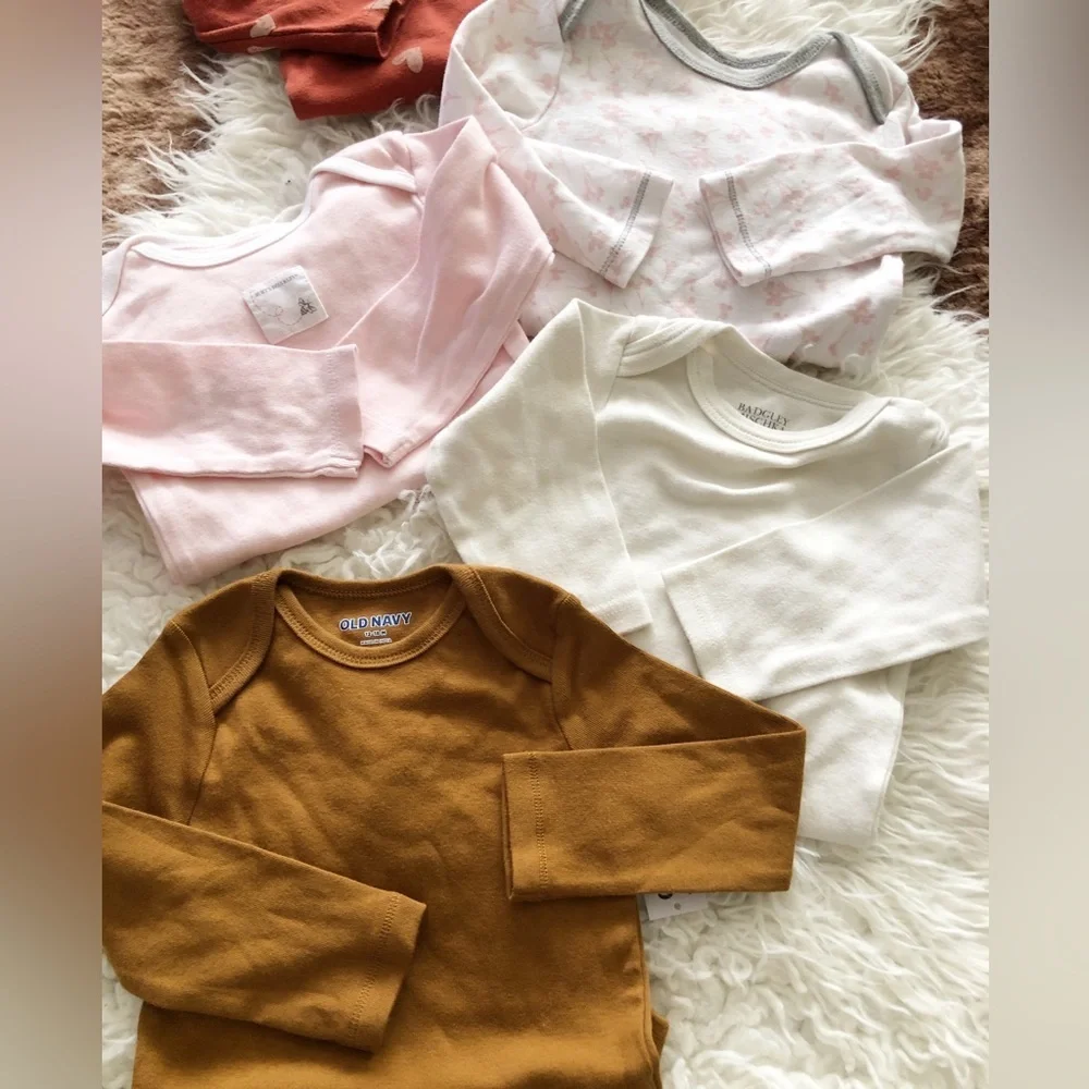 Bundle Baby Girl Long Sleeve Onesie Pajama 6-12 M Burt Bees Carters Old Navy